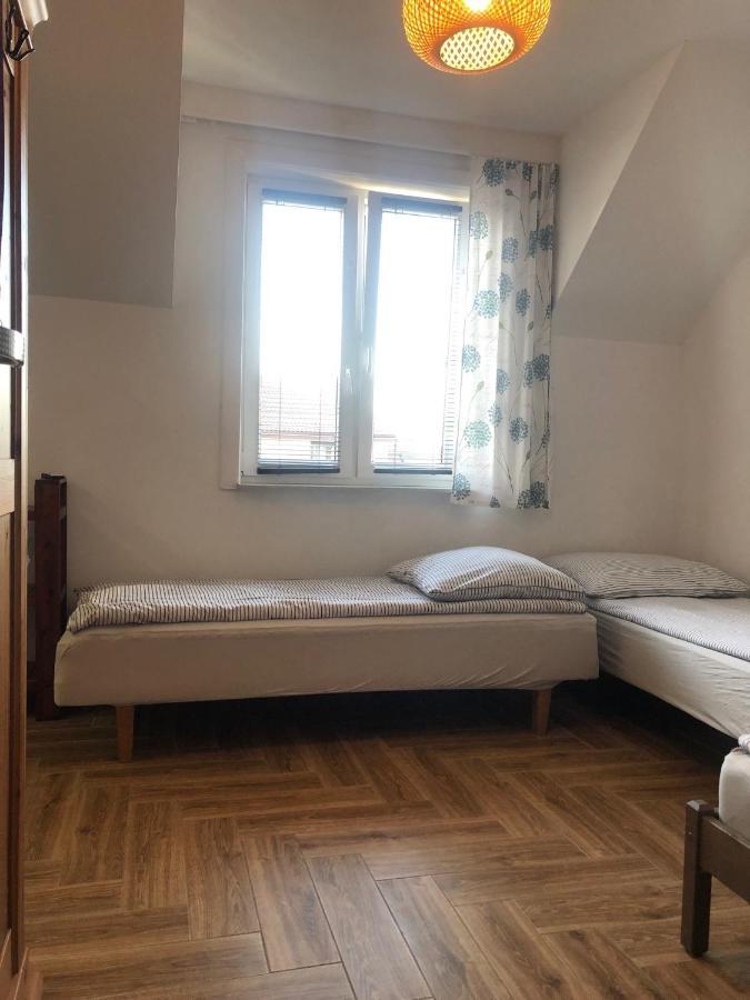 Pokoje Goscinne U Znajomej Darlowo Exterior photo